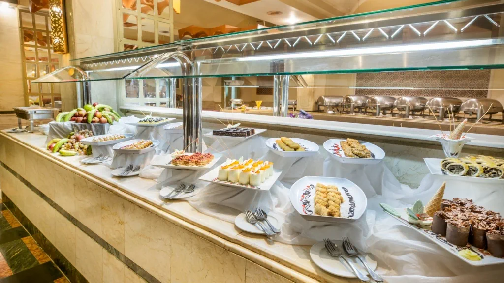 الفندق بيراميزا ايزيس ايلاند ريزورت - أسوان